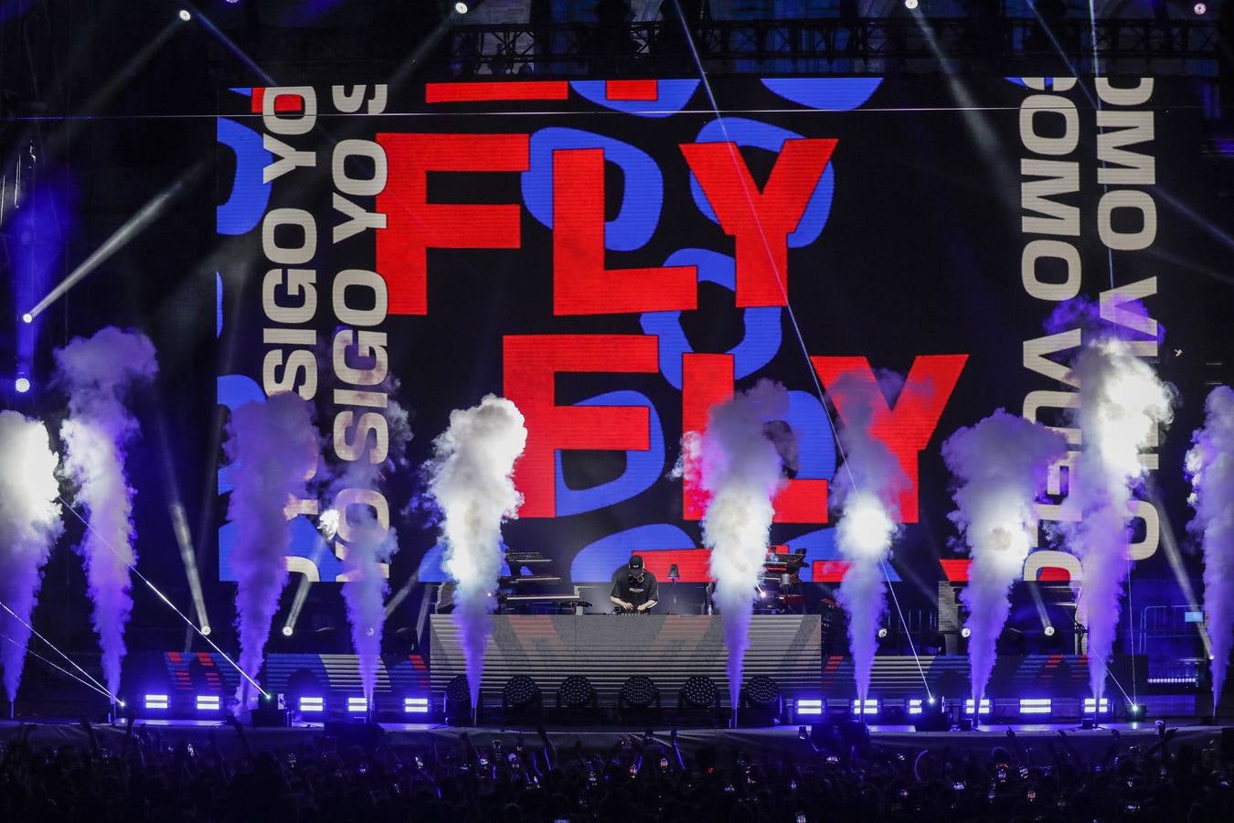 Concierto de Bizarrap en la Plaza de España para el Icónica Sevilla Fest