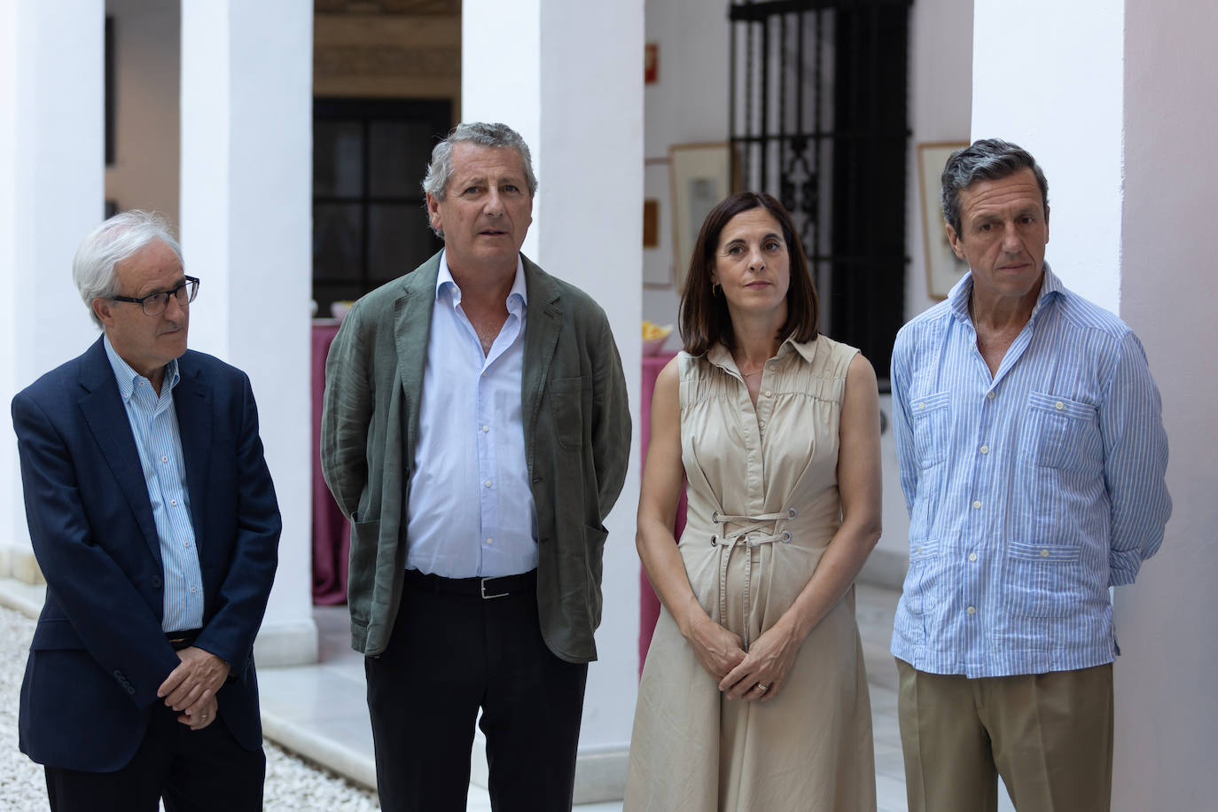 Inauguración de la exposición solidaria de la Fundación La Caixa en Sevilla