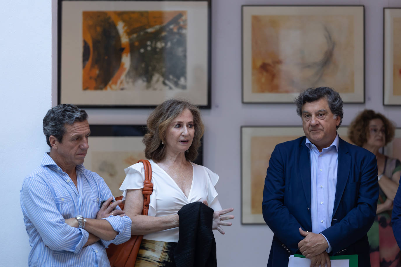 Inauguración de la exposición solidaria de la Fundación La Caixa en Sevilla