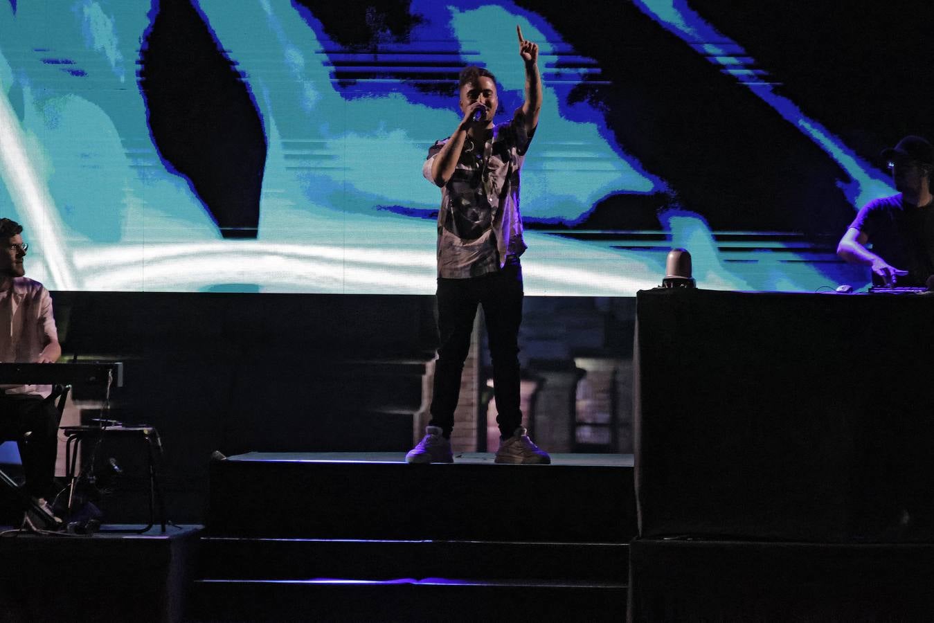 Beret presentó nuevo disco en Sevilla y repasó sus temas clásicos