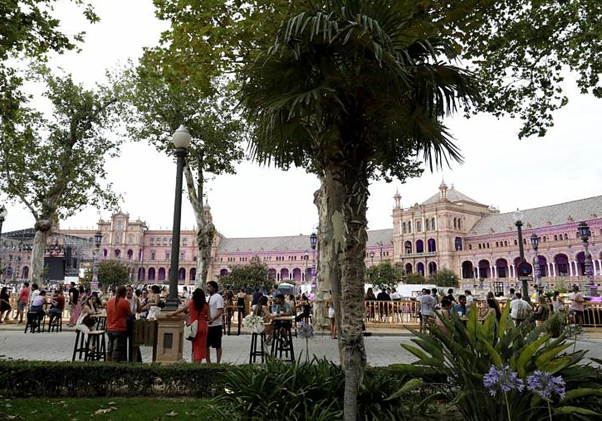 Icónica Sevilla Fest se desarrolla en el marco incomparable de la Plaza de España