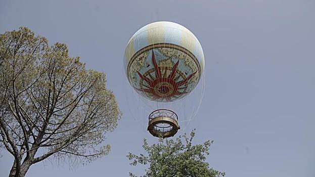 Así es la Nao Vigía, el globo de Isla Mágica que te hará volar en Sevilla