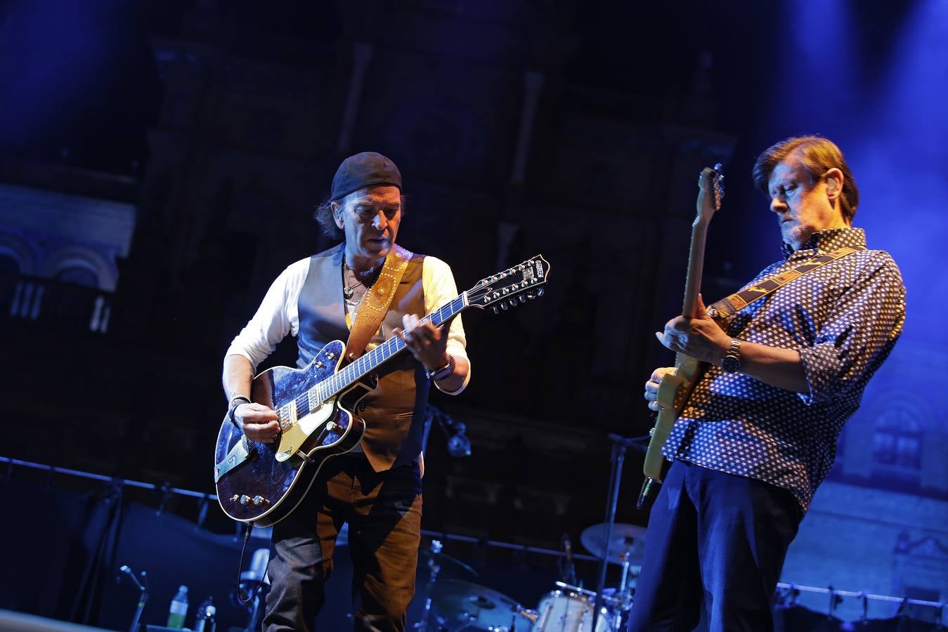 Mucho público en el doble concierto de este domingo en el Icónica, con Loquillo y Los Secretos 