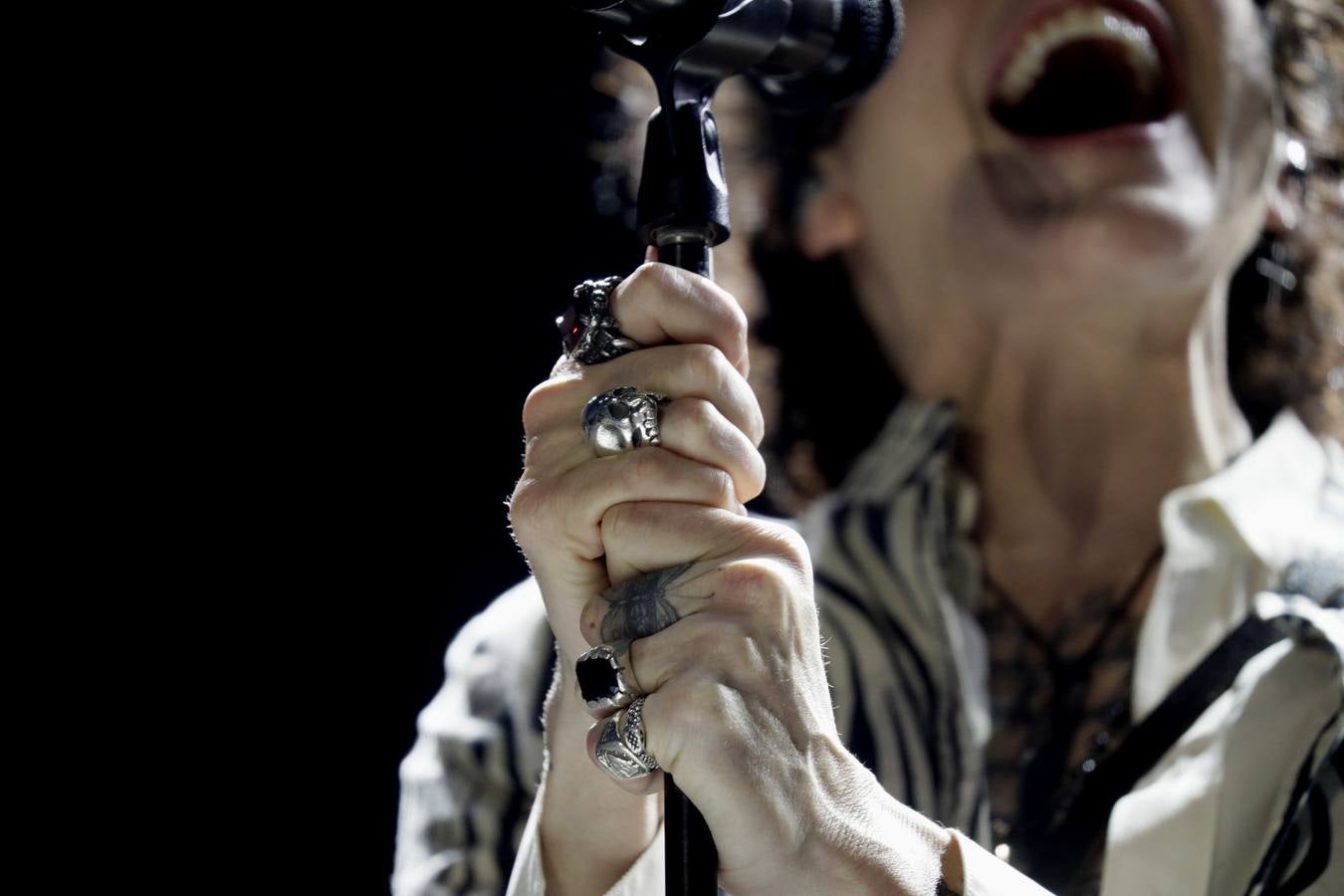 Laura Pergolizzi durante su concierto en el Icónica Sevilla Fest