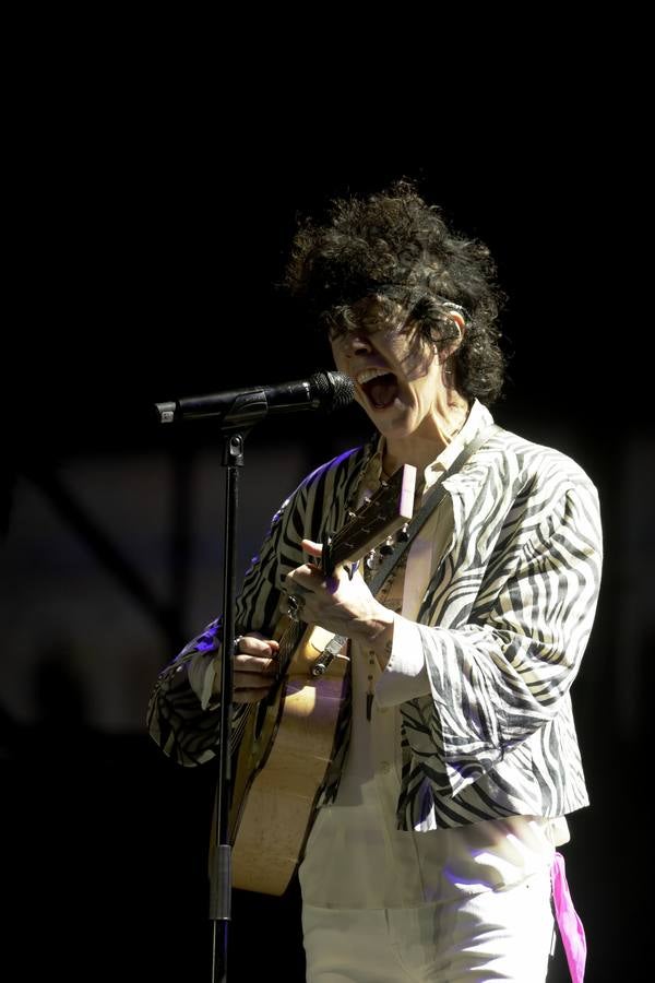 Laura Pergolizzi durante su concierto en el Icónica Sevilla Fest