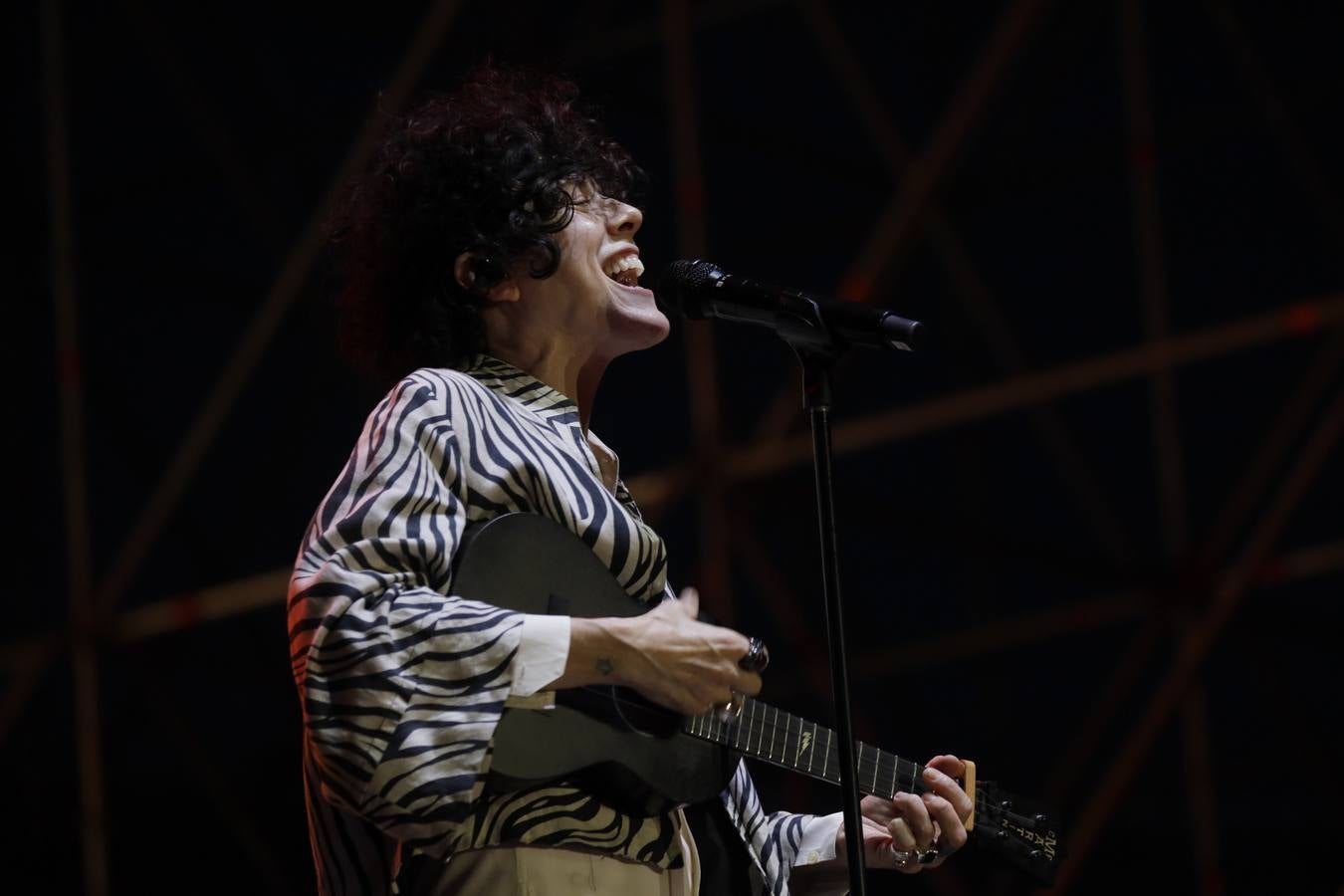 Laura Pergolizzi durante su concierto en el Icónica Sevilla Fest