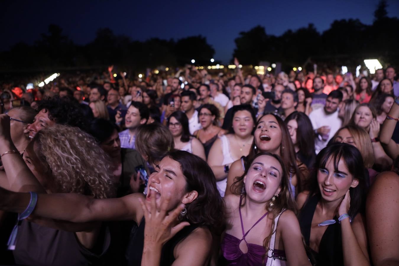 Laura Pergolizzi durante su concierto en el Icónica Sevilla Fest