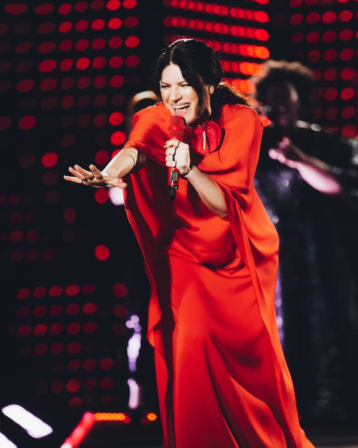 La cantante italiana actuó durante más de dos horas en su primer concierto ante el público sevillano