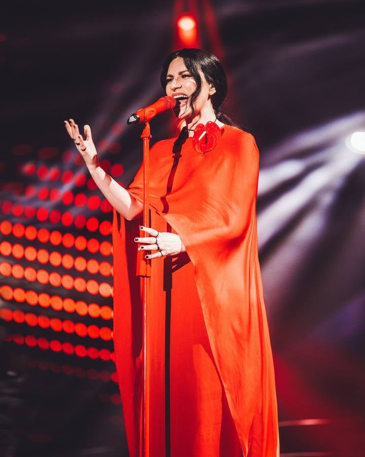 La cantante italiana actuó durante más de dos horas en su primer concierto ante el público sevillano