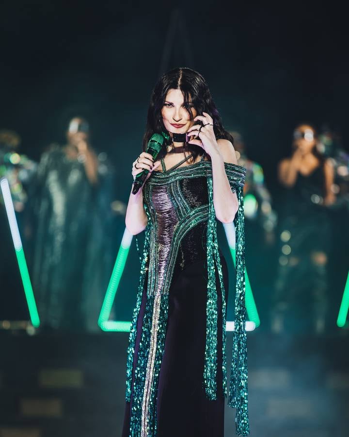 La cantante italiana actuó durante más de dos horas en su primer concierto ante el público sevillano