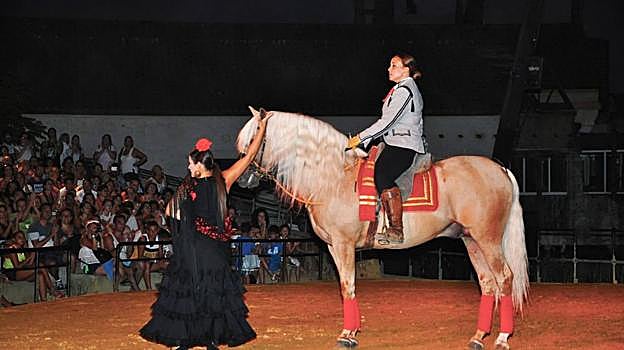 La lista completa de los espectáculos de Isla Mágica para este verano 2023