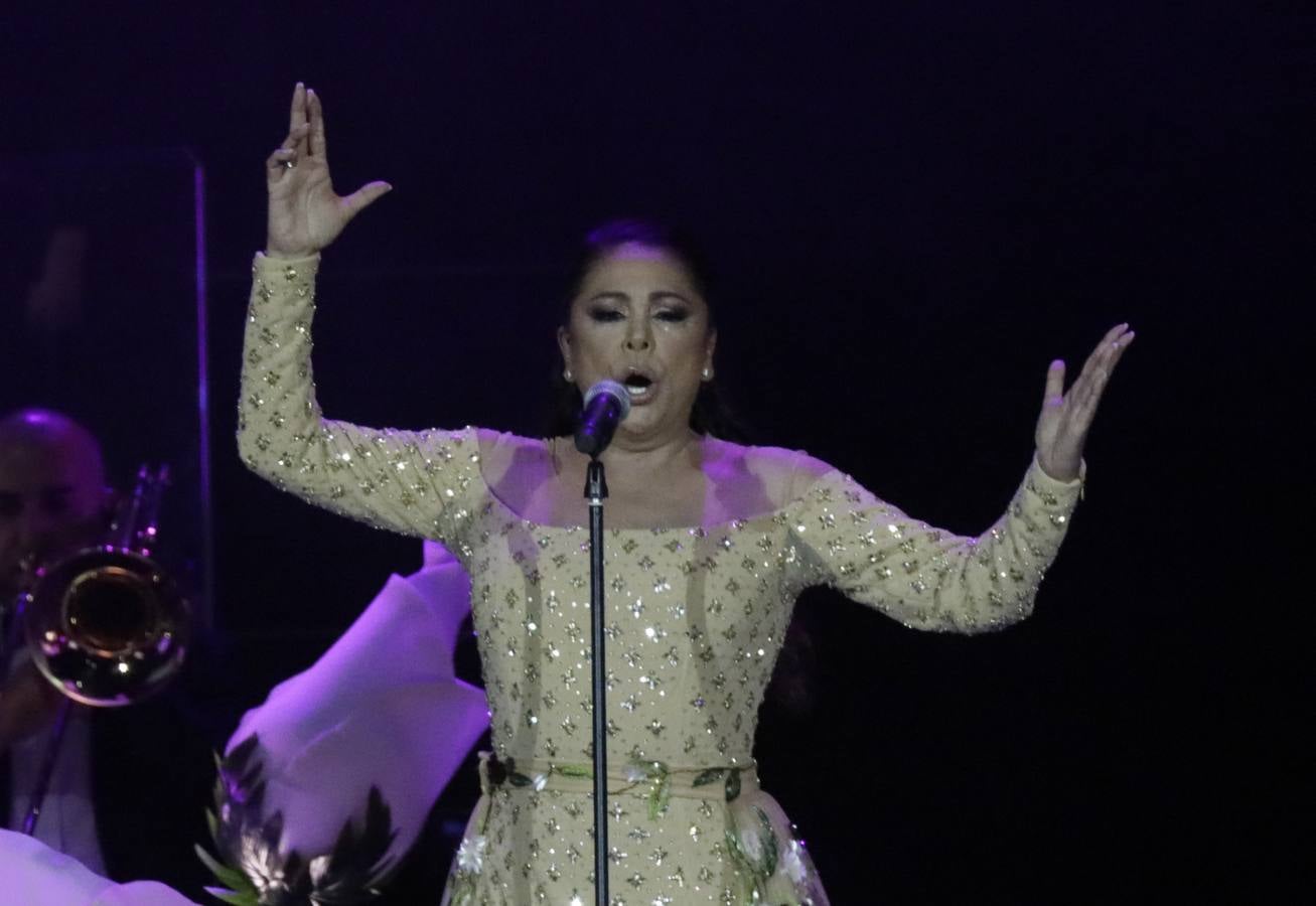 Concierto de Isabel Pantoja en el Estadio de la Cartuja de Sevilla