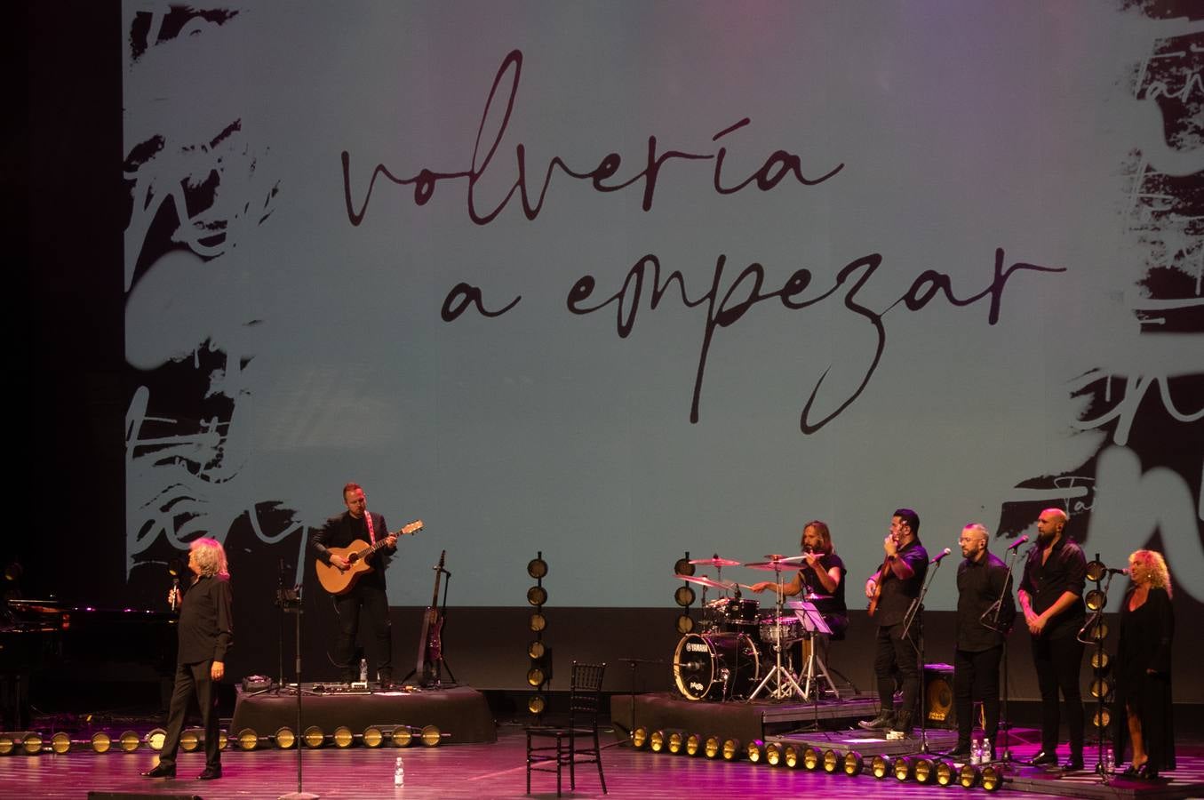 Momento del concierto de José Mercé en el Cartuja Center en Sevilla 