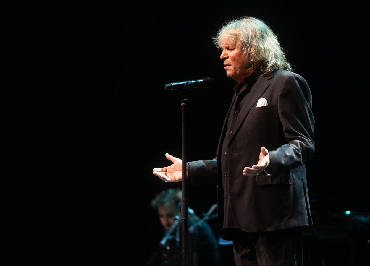 Momento del concierto de José Mercé en el Cartuja Center en Sevilla 