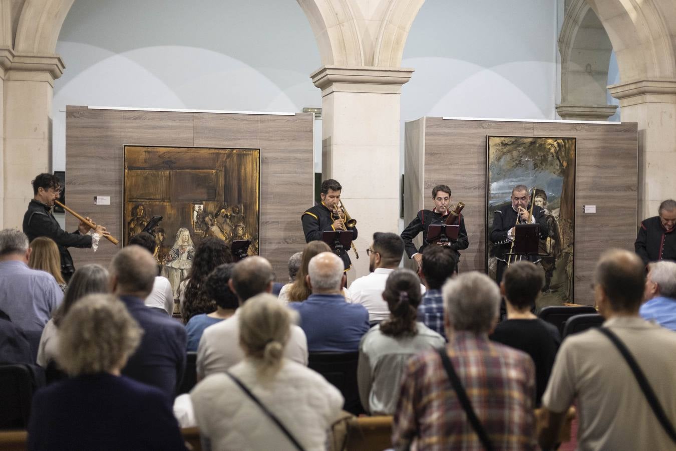 Diferentes momentos de la inauguración de la exposición 