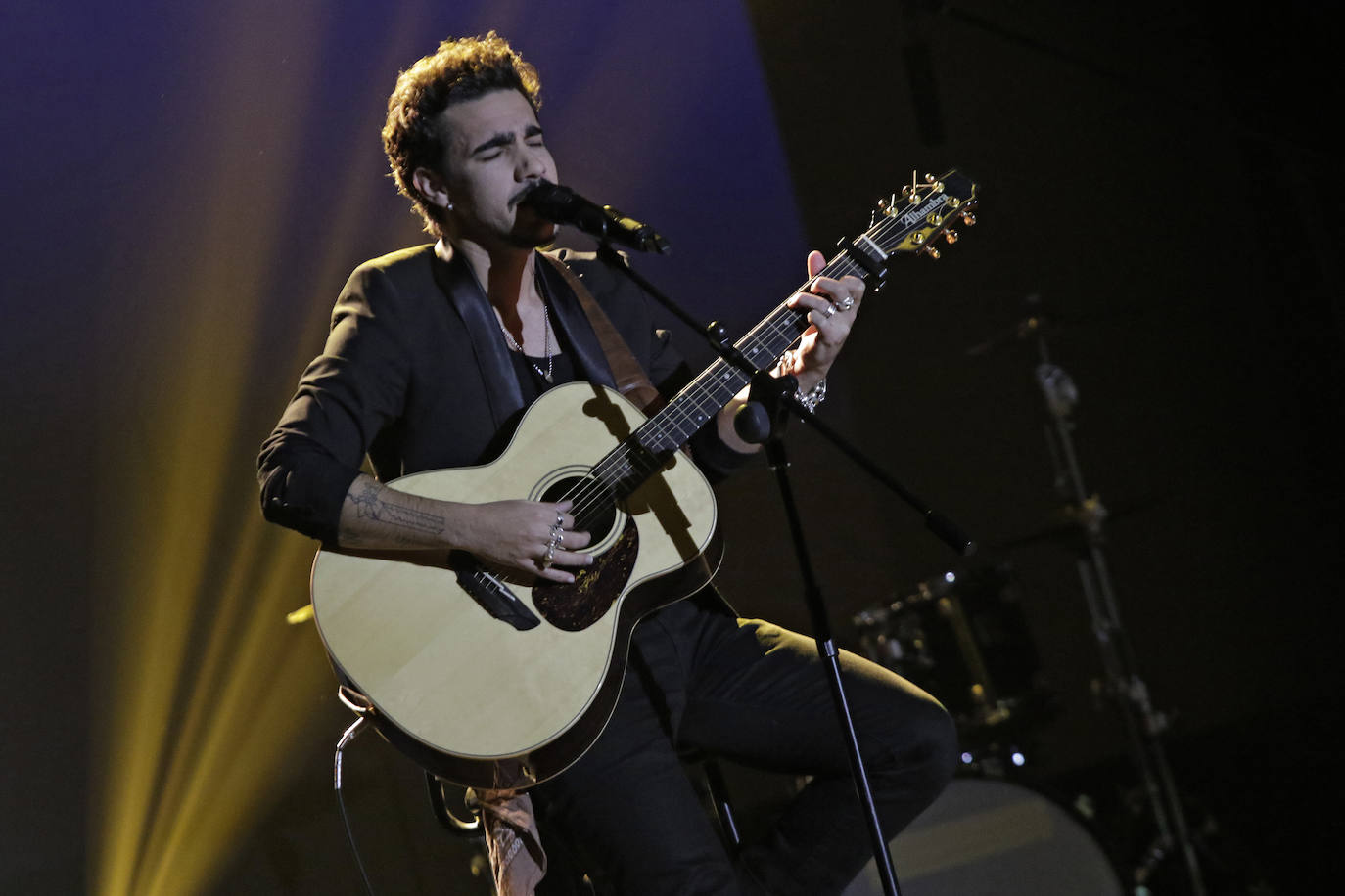 La presentación de los artistas que participan en el Benidorm Fest 2024, en el Teatro Alameda de Sevilla