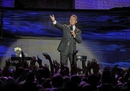 Luis Miguel dará un concierto en el estadio de la Cartuja de Sevilla en 2024