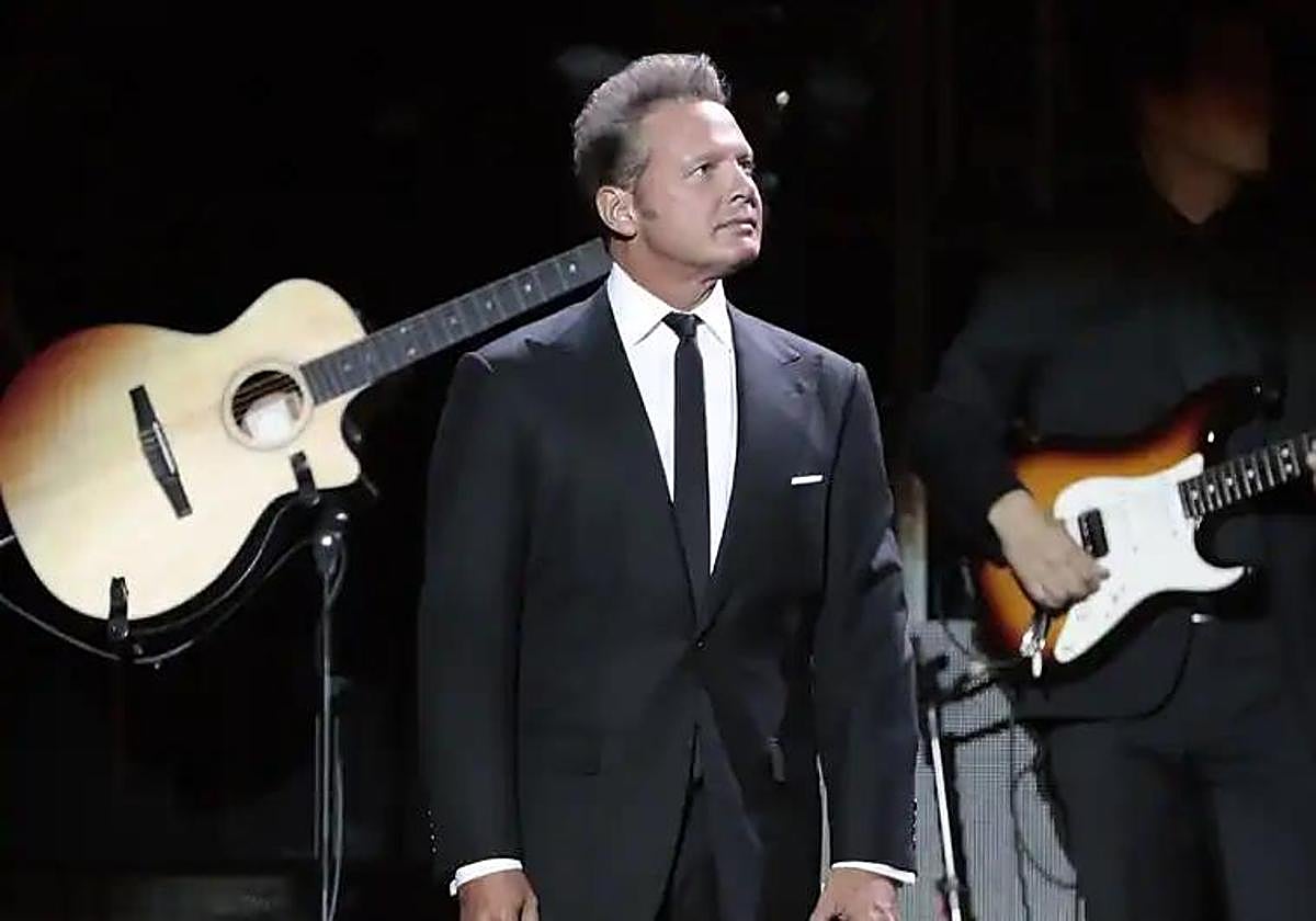Luis Miguel, durante uno de sus últimos conciertos