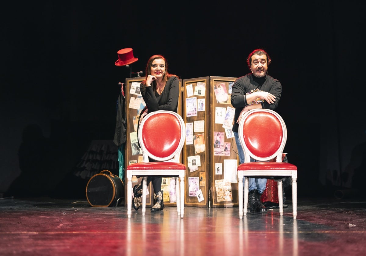 Paz de Alarcón y Juanjo Macías son la compañía La Butaca Roja y ponen en escena 'Alma de cabaret' en La Fundición