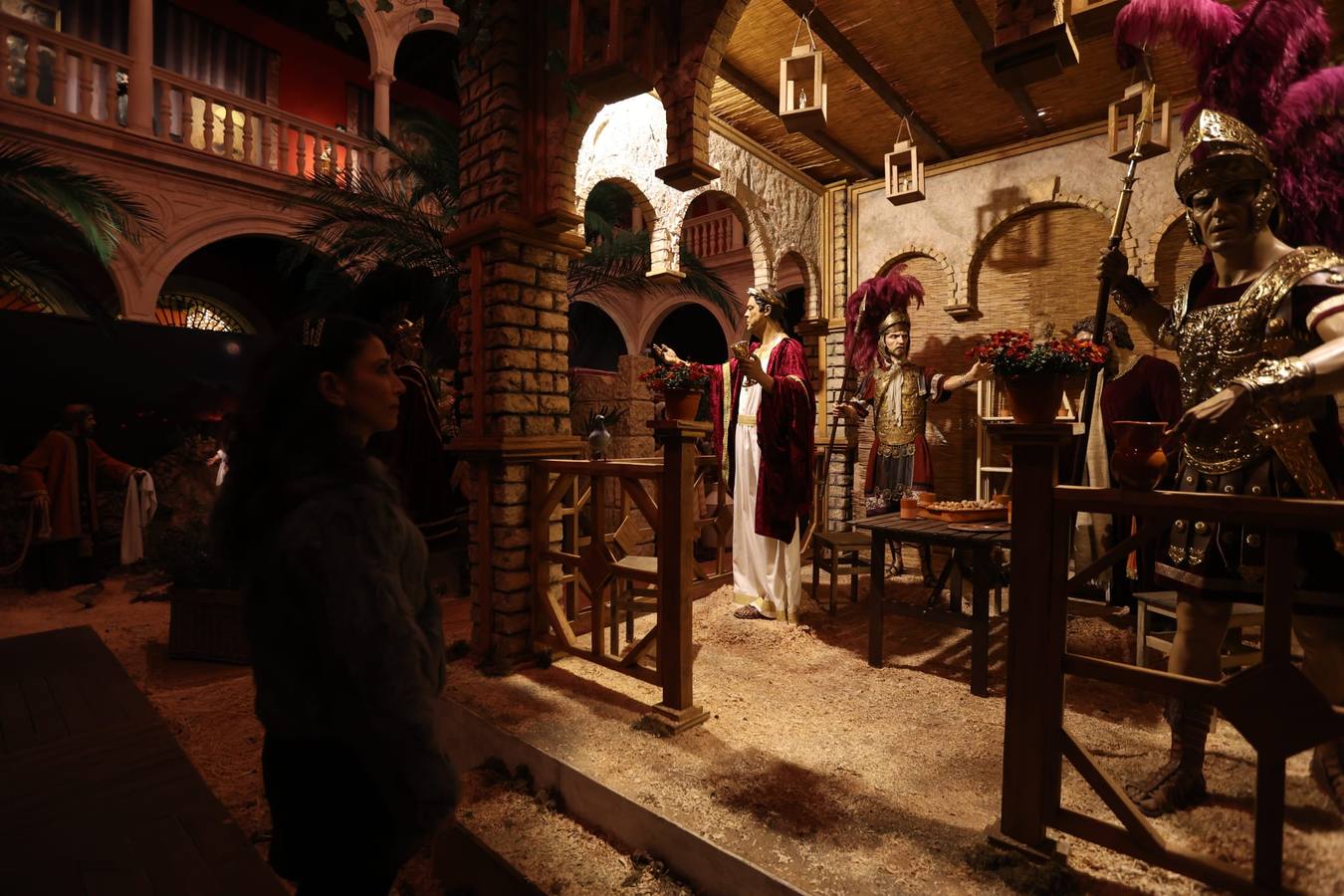 Las imágenes provienen de hermandades de toda Andalucía y de colecciones particulares