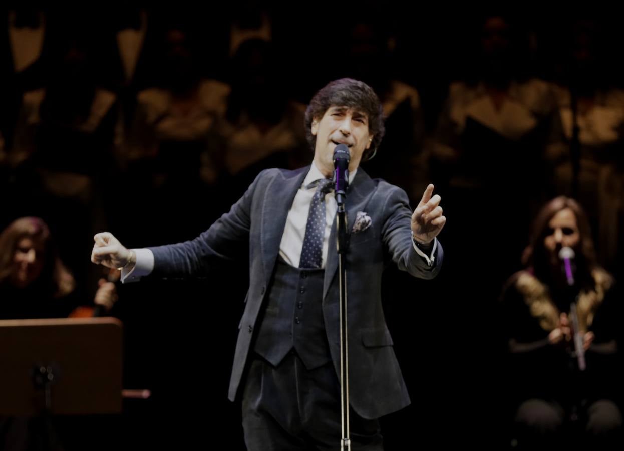 Imágenes del concierto de Manuel Lombo en el Maestranza de Sevilla