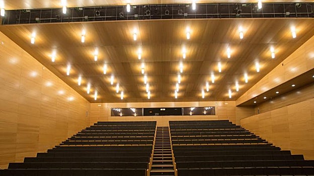 El teatro de Arahal llega esta semana una divertida e interesante propuesta que hará las delicias de los asistentes