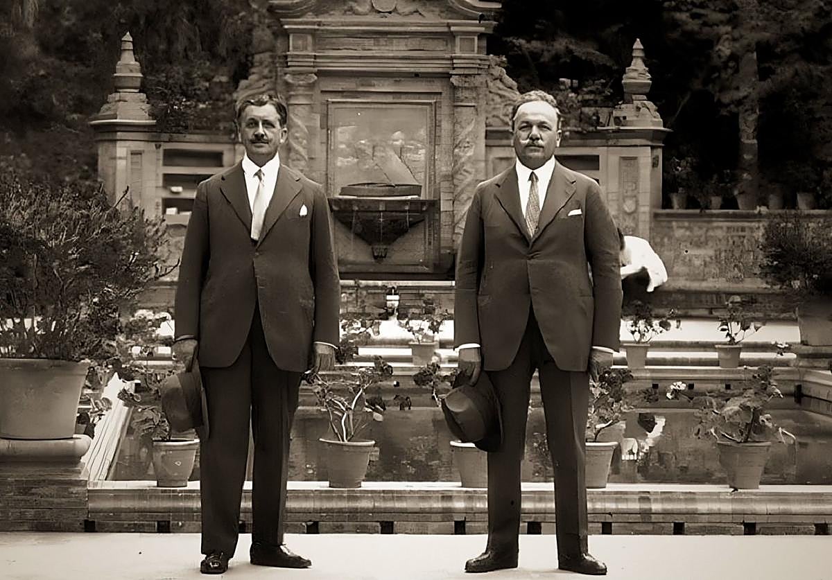 Los utreranos Serafín y Joaquín Álvarez Quintero escribieron más de 200 obras teatrales