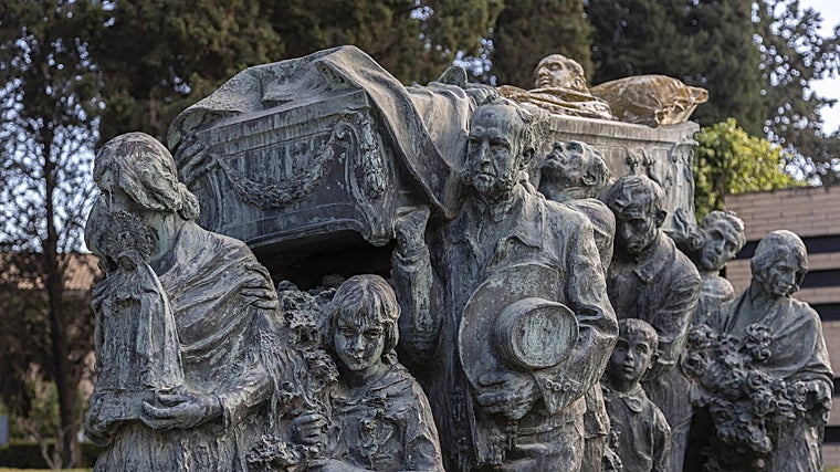 Monumento de Sanchez Mejias en el cementerio de San Fernando