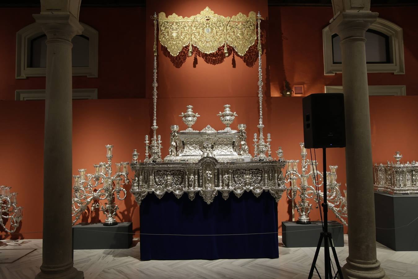 Pintura, orfebrería y bordados son los ejes de las exposiciones de esta institución para estas semanas cuaresmales