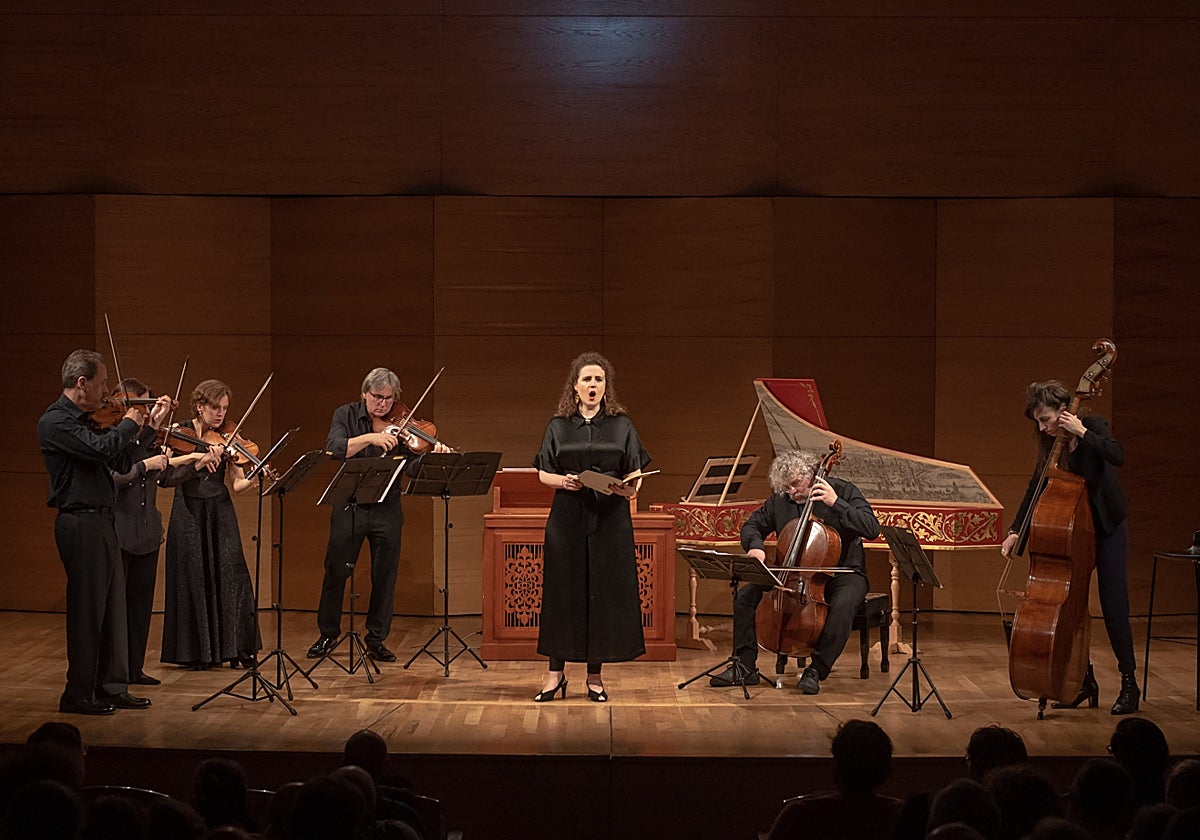 Eva Zaïcik acompañada por el Café Zimmermann de Pablos Valetti