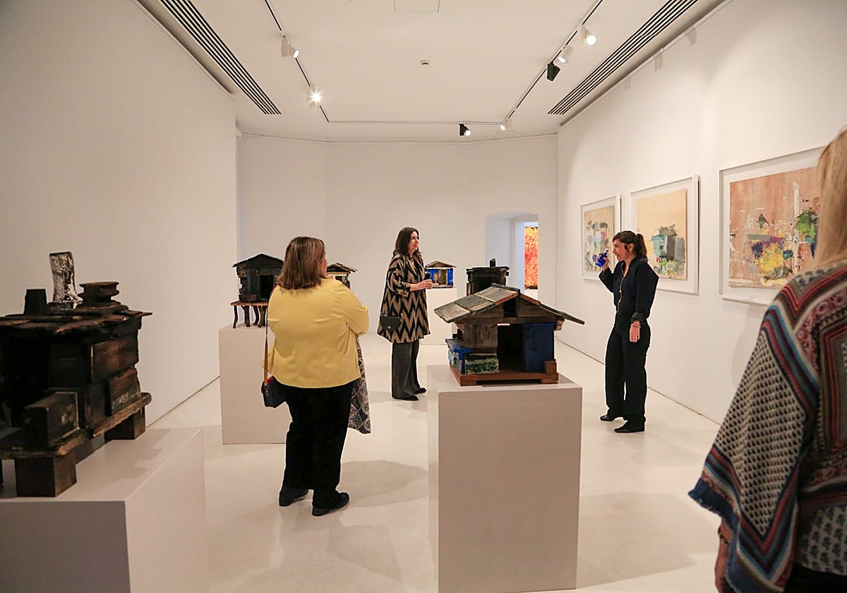 'Herencia' exposicion que presenta obras realizadas con materiales naturales o reciclados