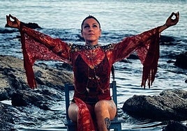 La Mari de Chambao : «Necesitaba tocar fondo en todas las parcelas de mi vida para volver a florecer»