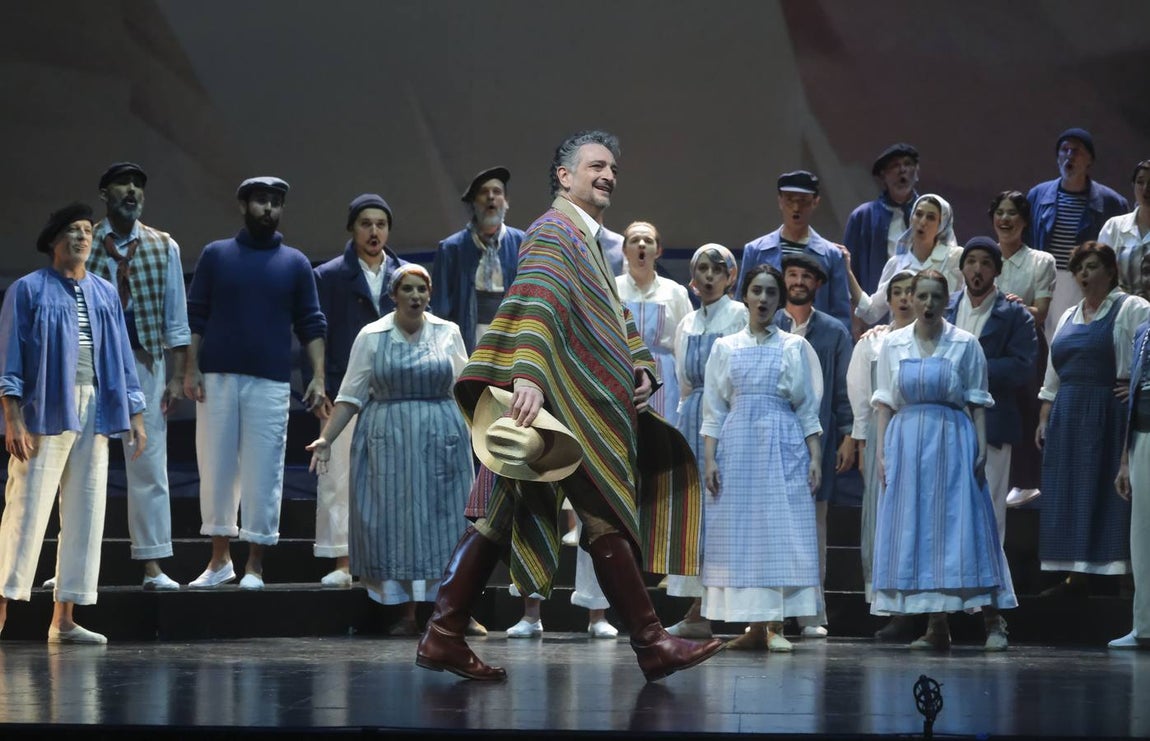 Momento del ensayo previo al estreno en el Maestranza de la zarzuela 'Los gavilanes'