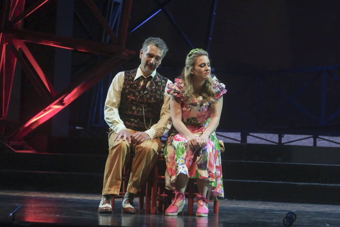 Momento del ensayo previo al estreno en el Maestranza de la zarzuela 'Los gavilanes'