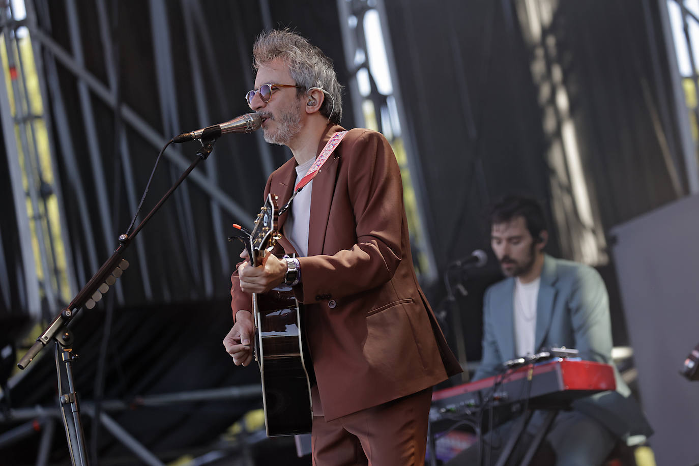 Xoel López brilla en el escenario del CAAC de Sevilla durante su concierto en Interestelar