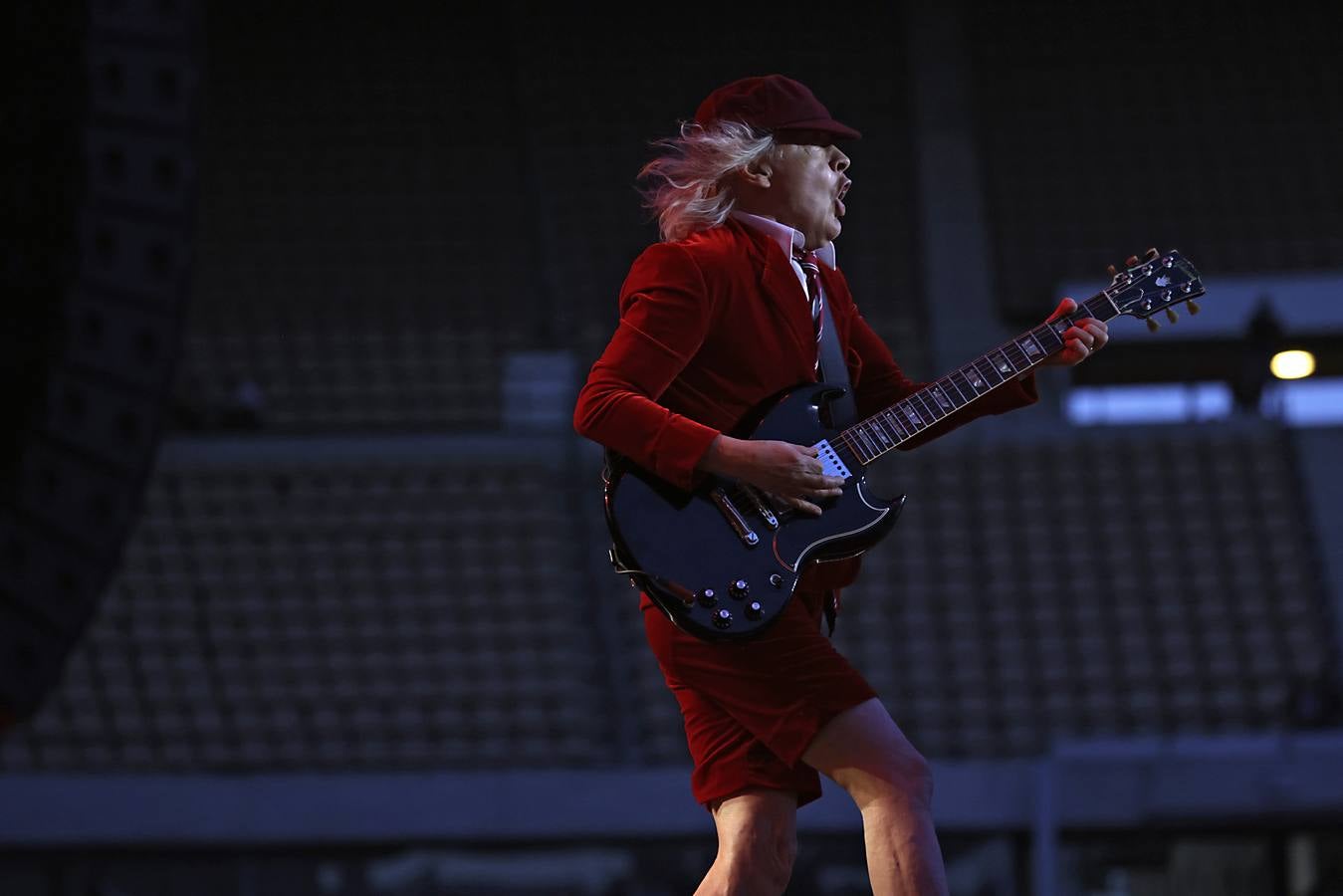 Un momento del concierto de AC/DC en el Estadio La Cartuja de Sevilla