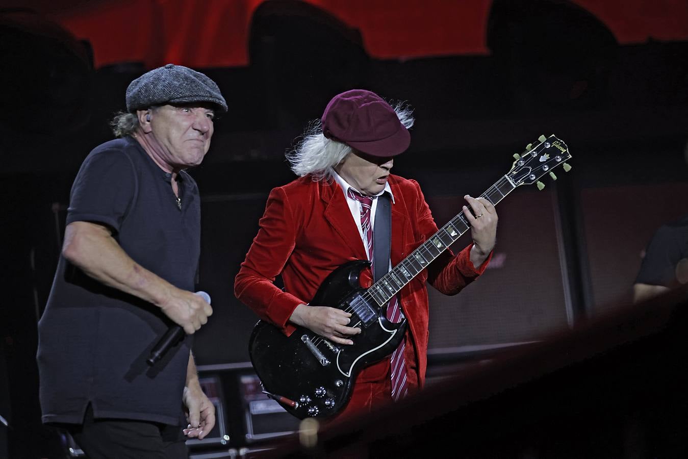 Un momento del concierto de AC/DC en el Estadio La Cartuja de Sevilla