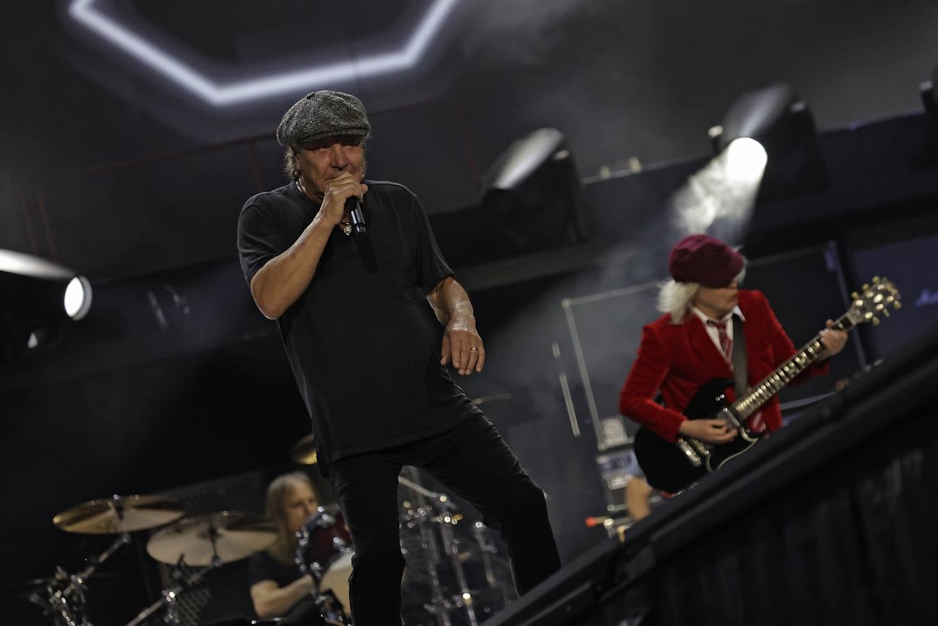Un momento del concierto de AC/DC en el Estadio La Cartuja de Sevilla