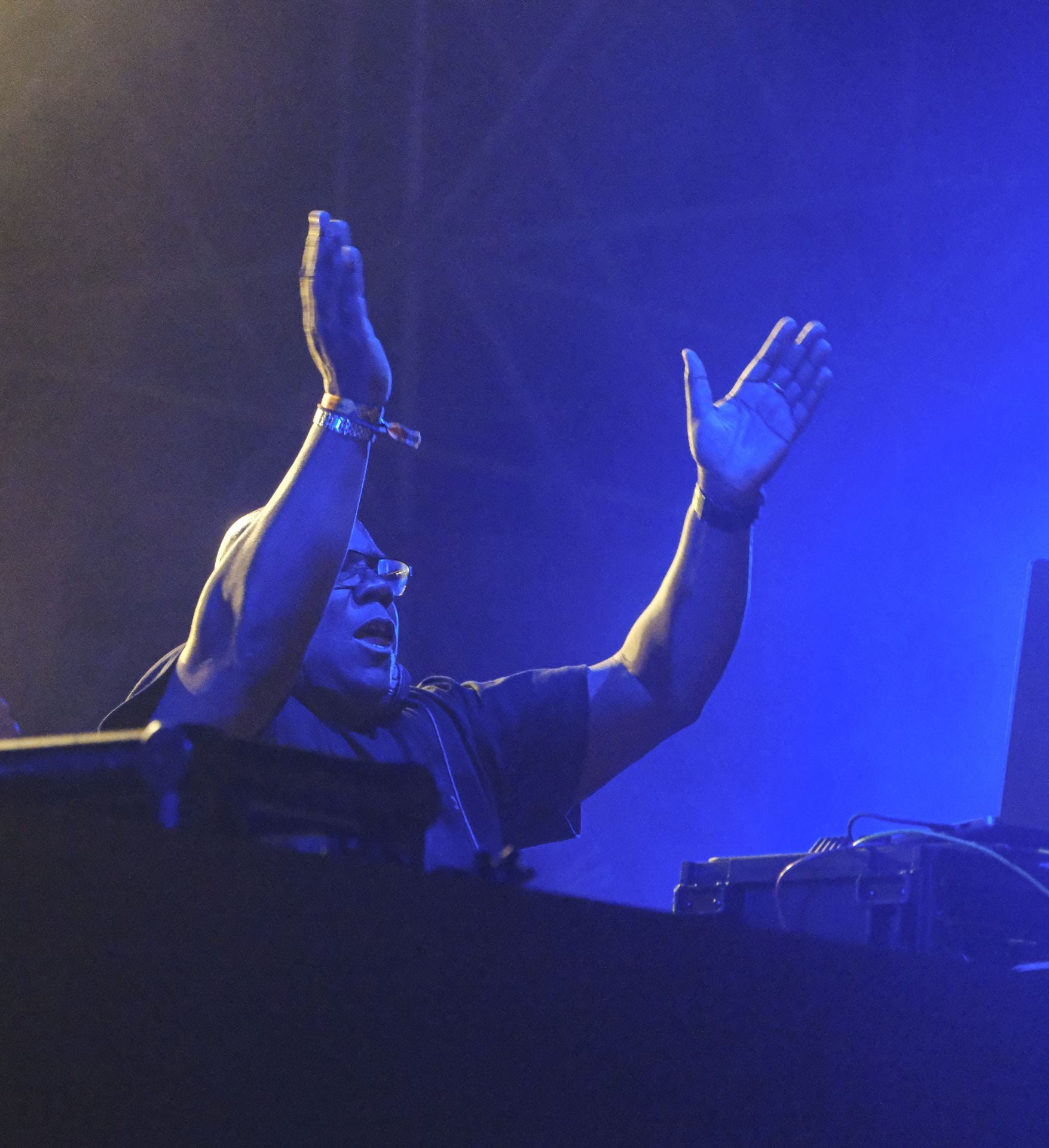 Icónico concierto de Carl Cox en la Plaza de España de Sevilla