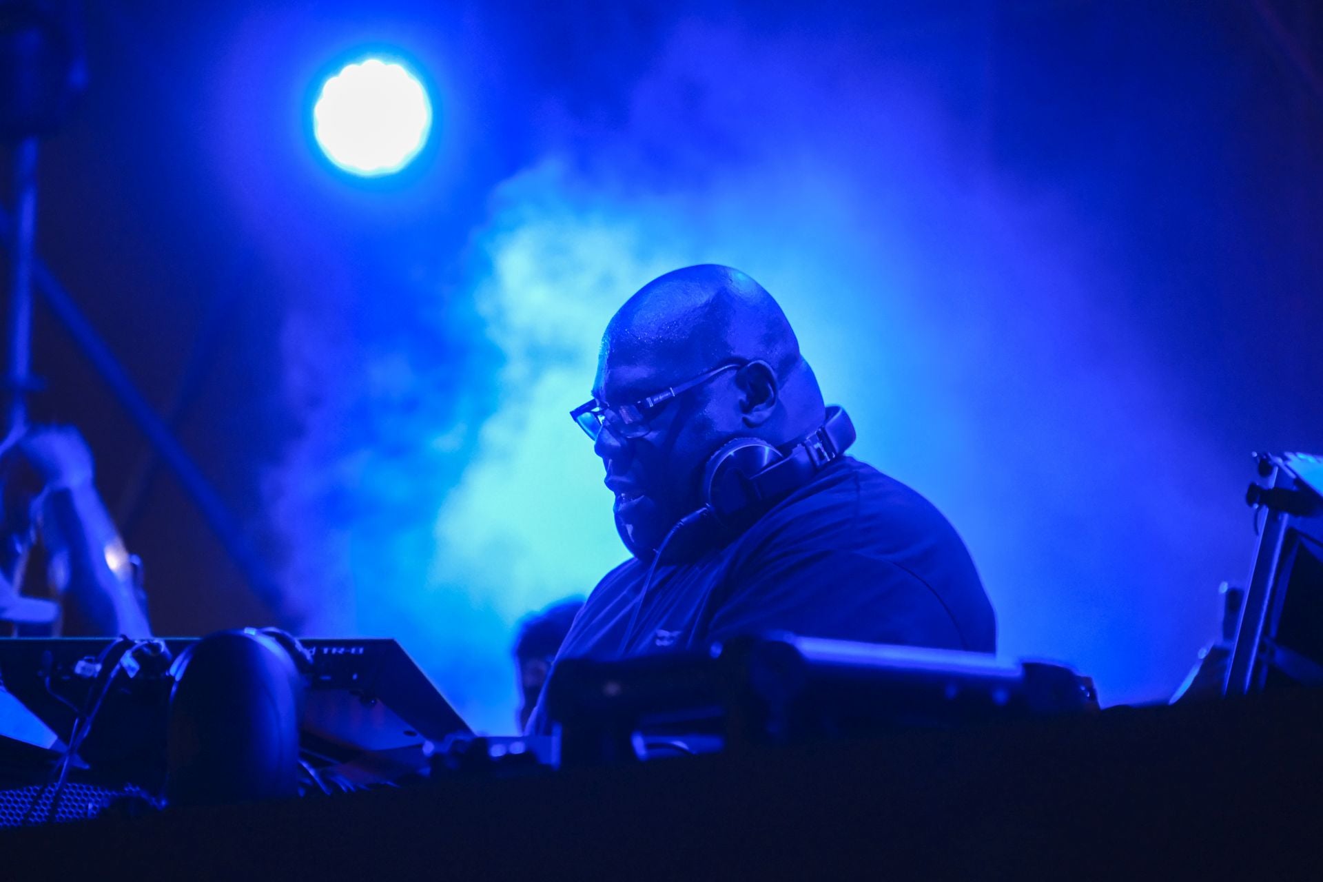 Icónico concierto de Carl Cox en la Plaza de España de Sevilla