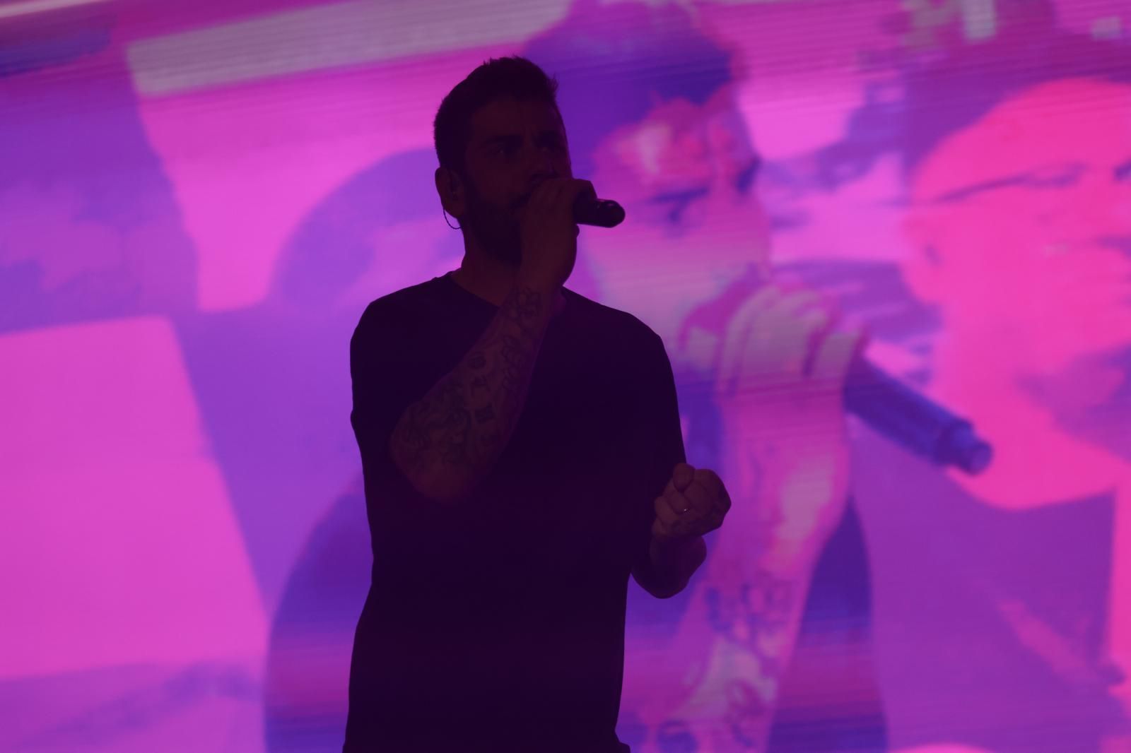 Icónica Fest acoge el concierto de Melendi en la Plaza de España de Sevilla 