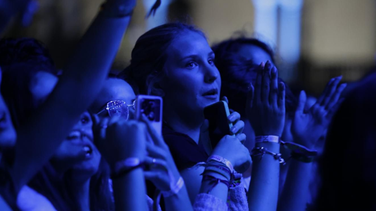 Emoción en el público durante el concierto