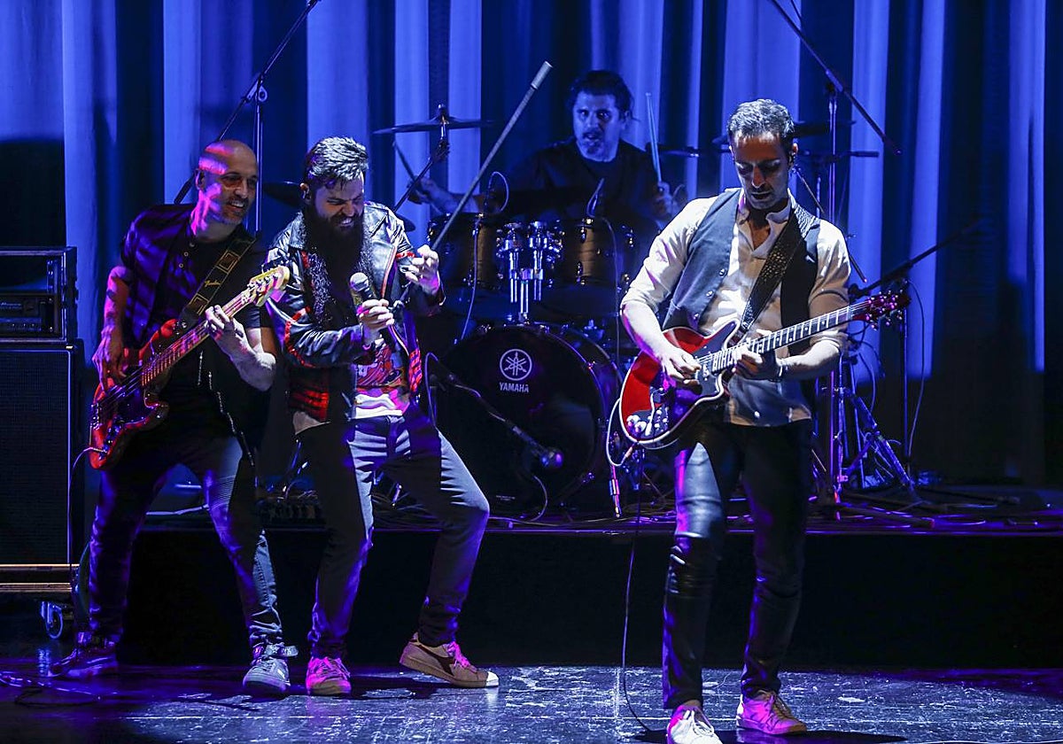 El espectacular tributo a Queen de la banda The Vipers en el teatro de la Maestranza de Sevilla