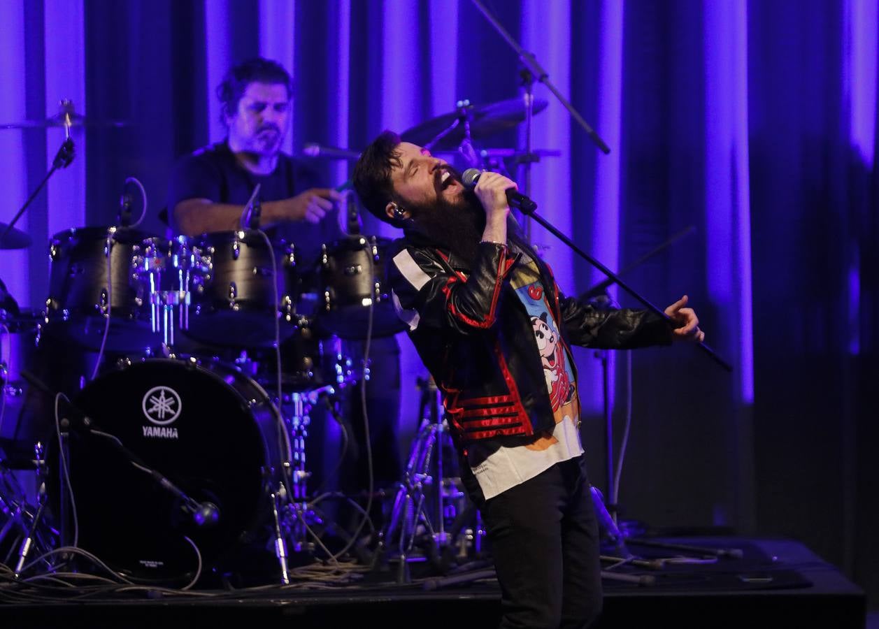 El espectacular tributo a Queen de la banda The Vipers en el teatro de la Maestranza de Sevilla 