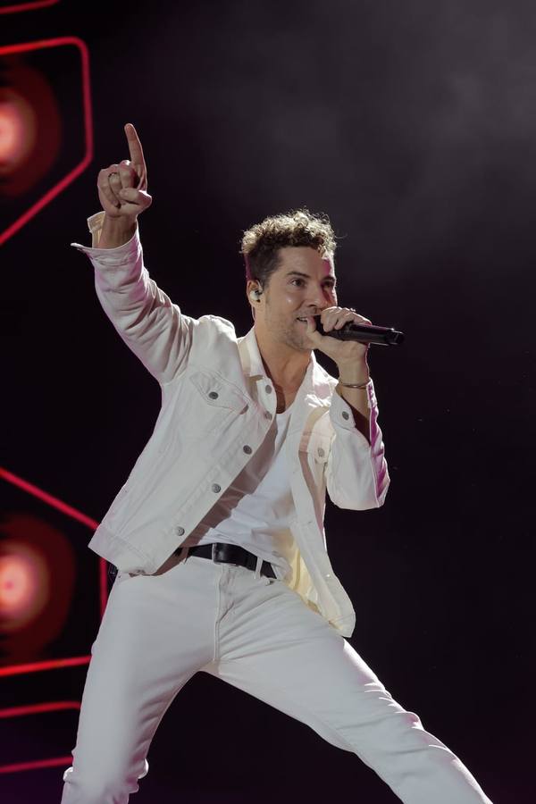 Actuación de Bisbal en el Icónica Santalucía Sevilla Fest 2024