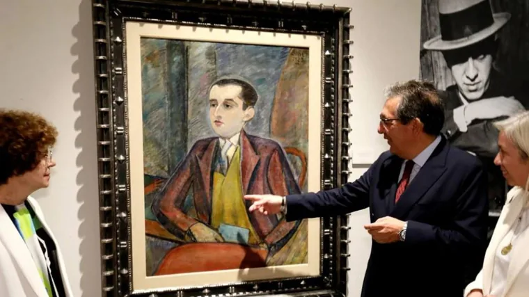 El presidente de la Fundación Cajasol, Antonio Pulido, en la inauguración de esta muestra centrada en la pintura de Bores