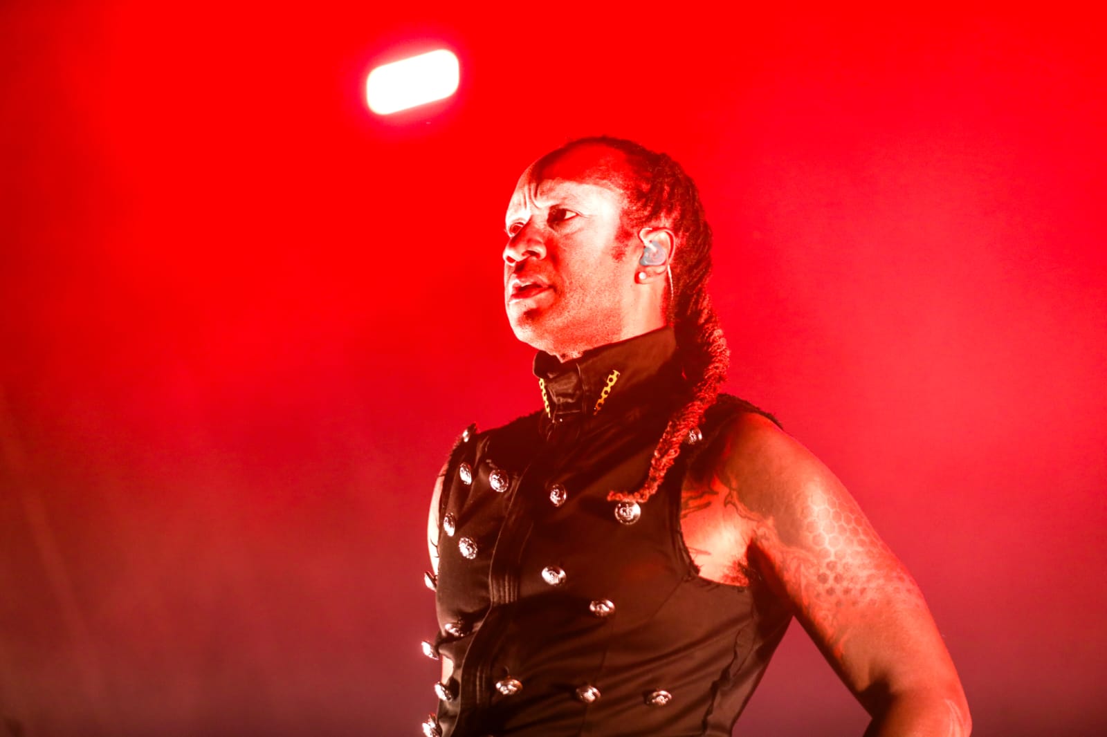 Actuación del grupo The Prodigy en la noche de este martes en la Plaza de España de Sevilla