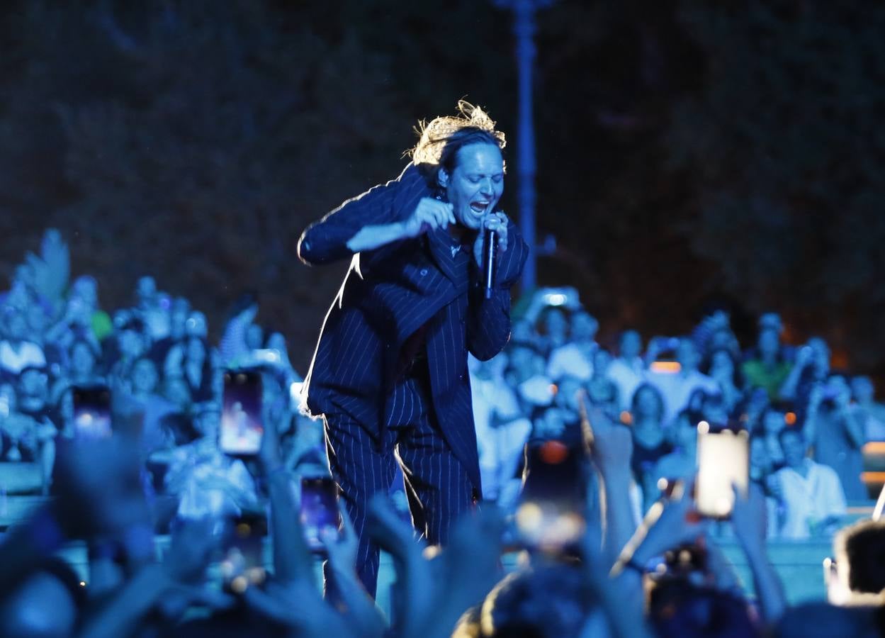 Arcade Fire llenó la Plaza de España con el sonido de su rock alternativo