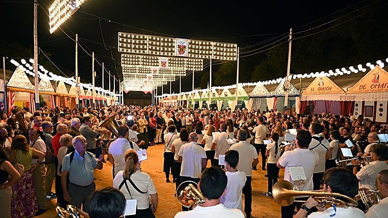 Actuación en el recinto ferial de la Feria de Tomares