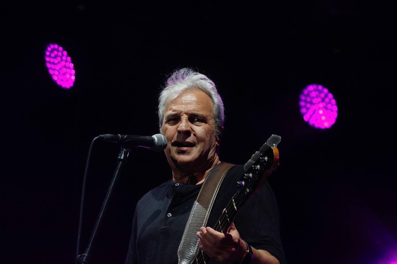 Un momento de la actuación este domingo en la plaza de toros de la Maestranza en Sevilla